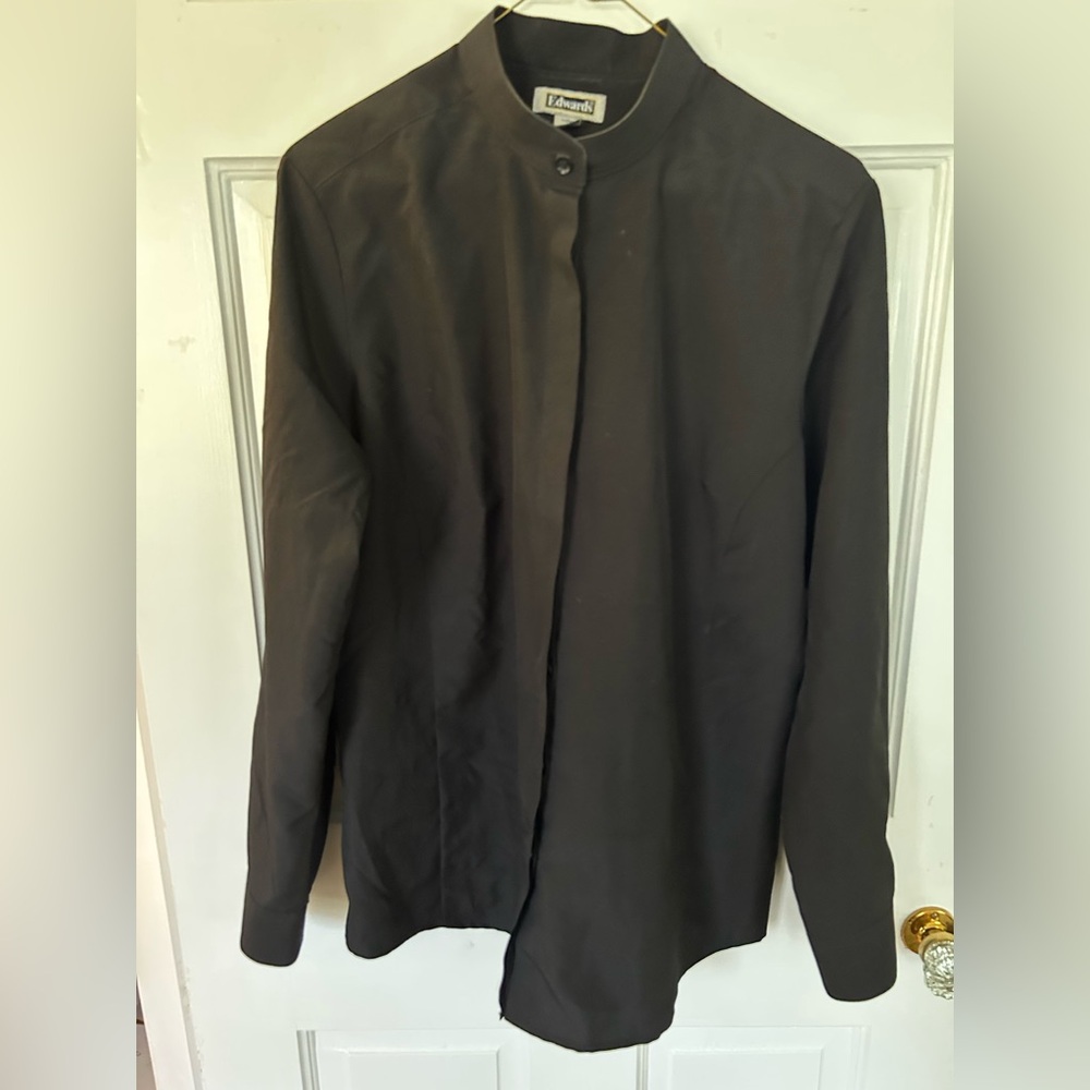 Edwards ladies chef coat. Has adjustable cuffs. Size large. Like new. With hat.